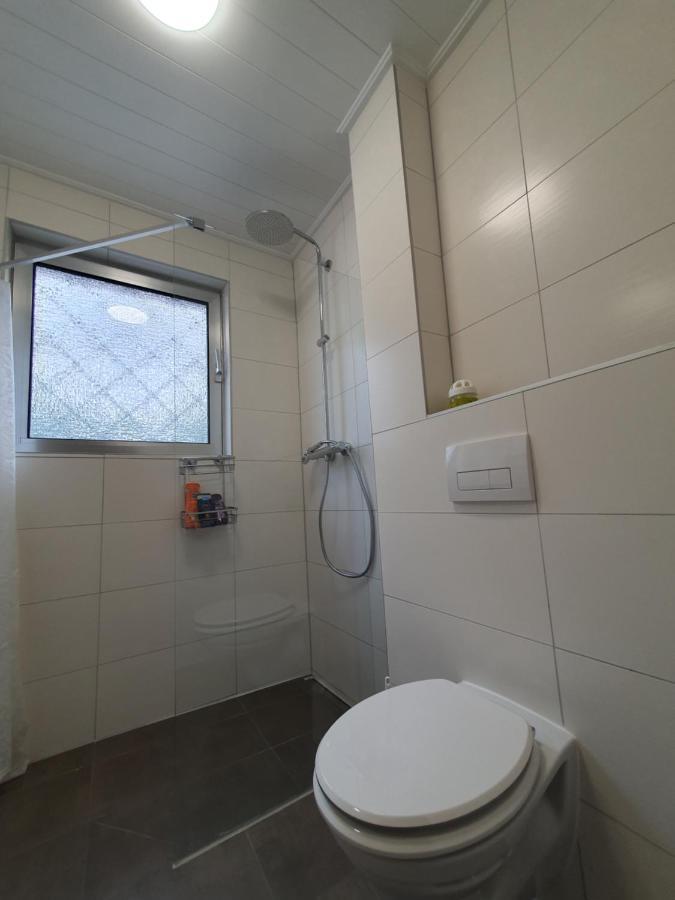 Gemuetliches Privatzimmer Mit Franzoesischem Doppelbett An Der Universitaetsklinik Privatunterkunft Mainz