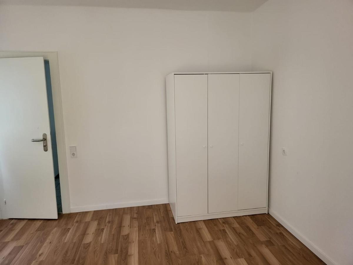 Gemuetliches Privatzimmer Mit Franzoesischem Doppelbett An Der Universitaetsklinik
